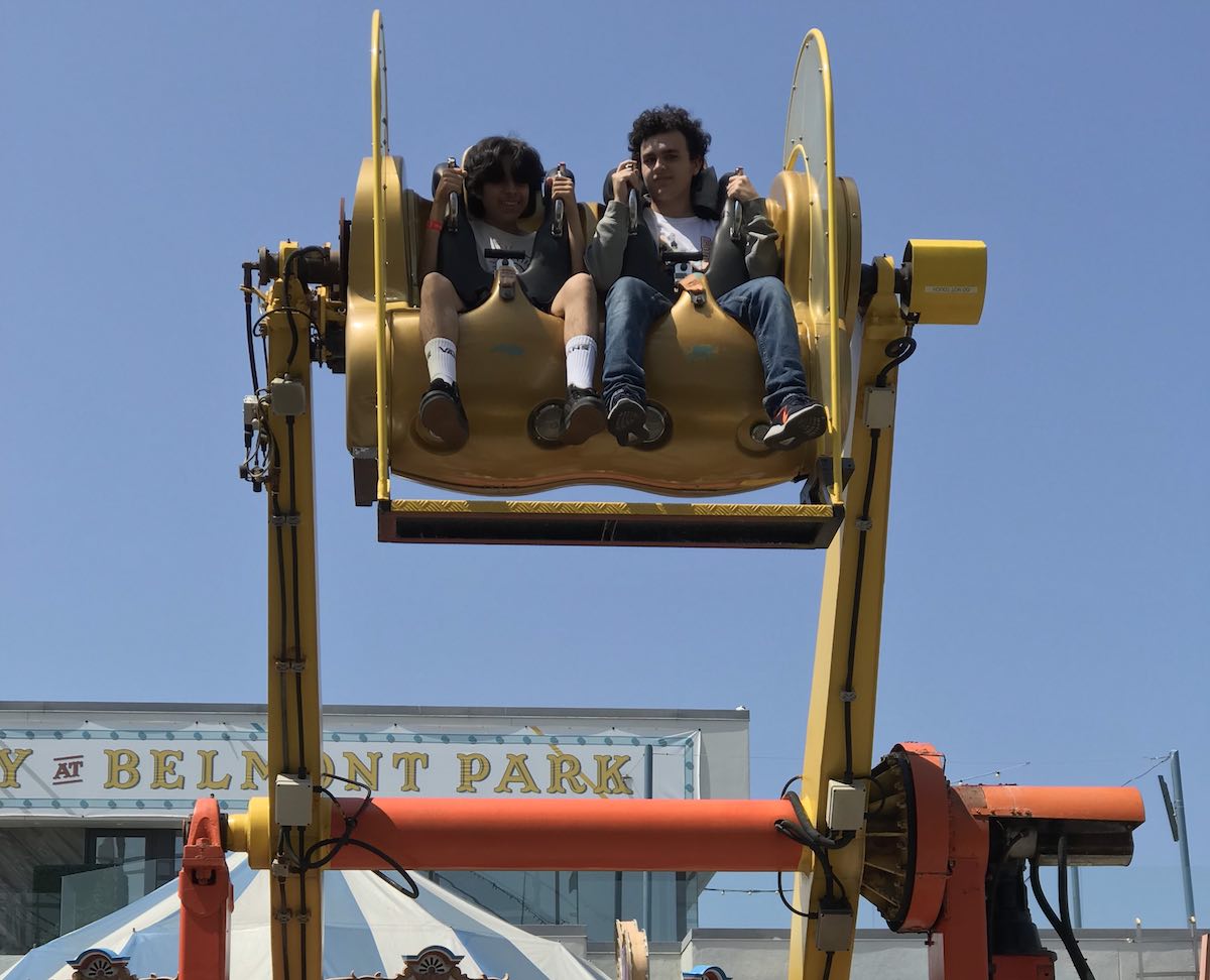 SET students ride a rollercoaster on their Student Retreat